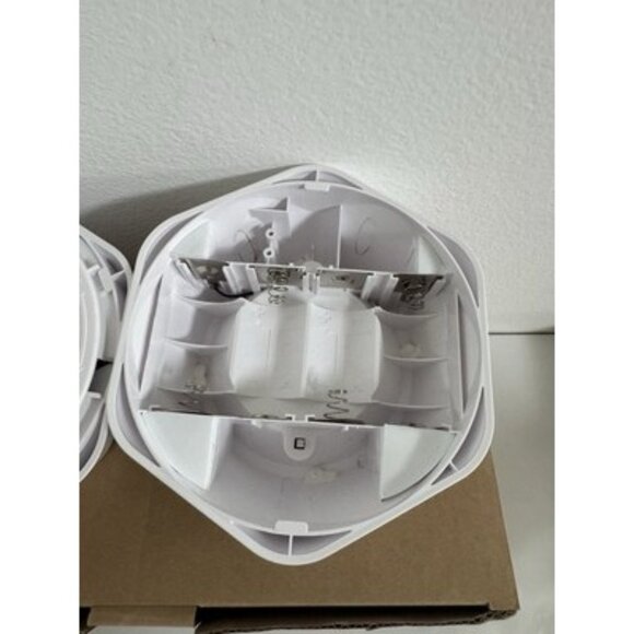 Olafus Motion Sensor Led Ceiling Light 2 Pack 800lm - Picture 4 of 6